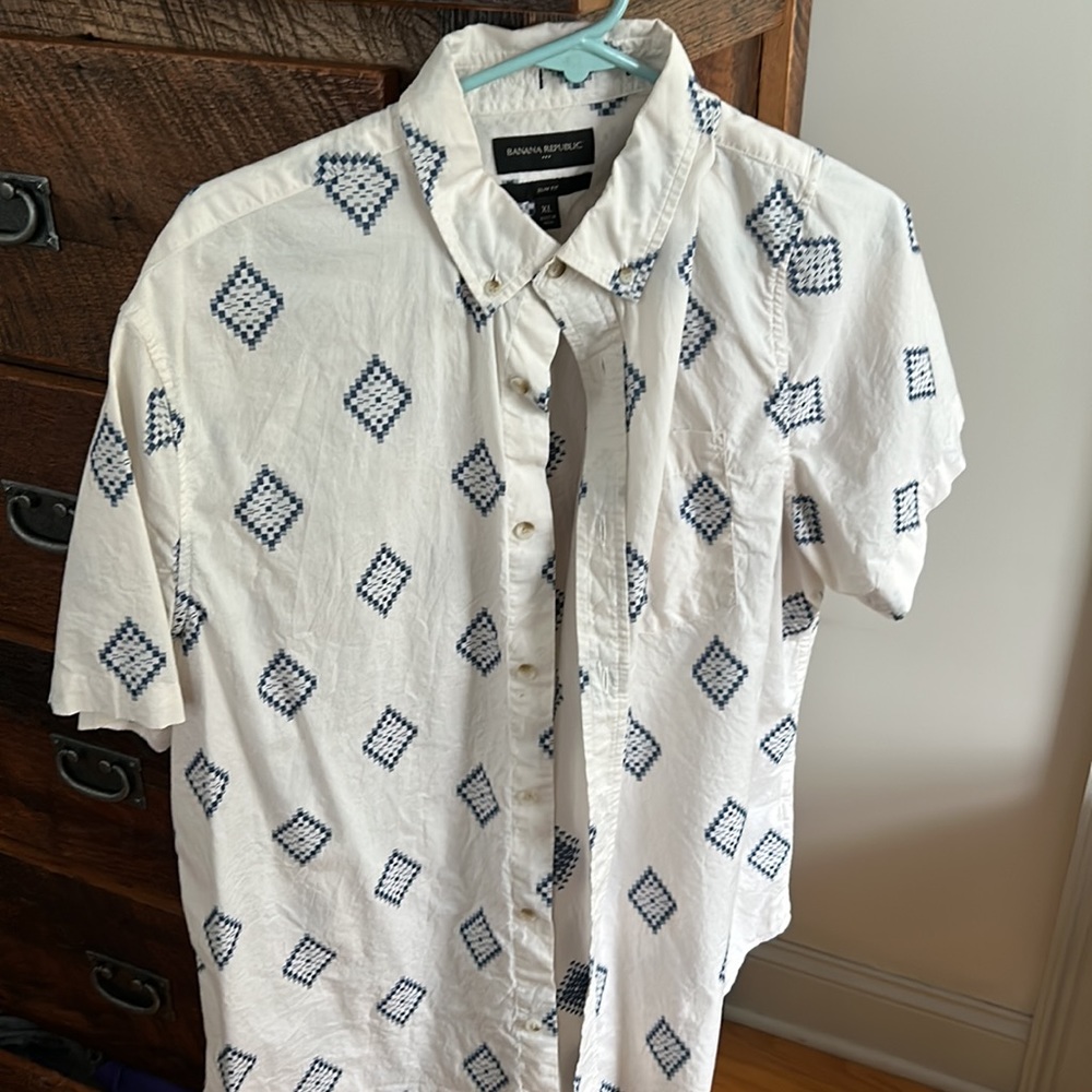 Banana Republic Slim Fit Men's Short Sleeve shirt Size XL - Picture 6 of 7